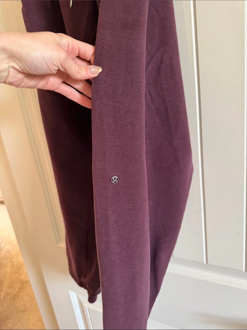 Lululemon W 16 - Dark Purple Joggers - Sweatpants with Drawstring Waist